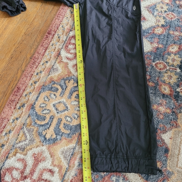 Free People The Noiseless Way Home Jogger Black Lightweight Zip Front Pockets XS - Picture 11 of 11